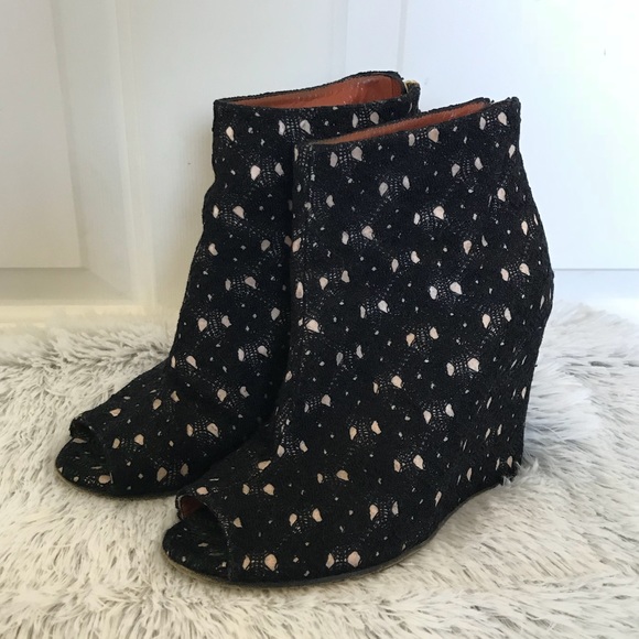 MISSONI LACE WEDGE PEEPTOE BOOTIES 6 - Picture 10 of 11